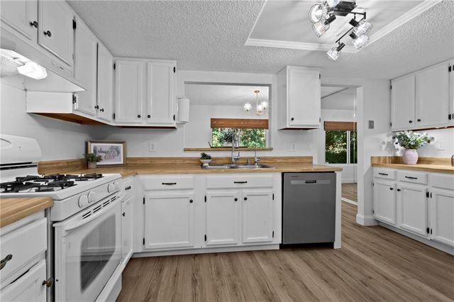 37 Muncy Court SE, Smyrna, GA 30080