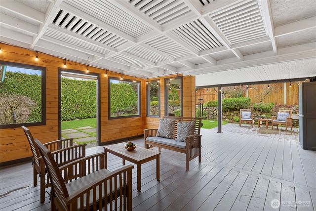 1307 N Cascade Avenue, Tacoma, WA 98406