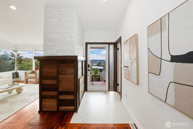 1307 N Cascade Avenue, Tacoma, WA 98406