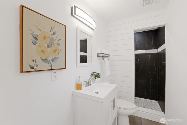 1307 N Cascade Avenue, Tacoma, WA 98406