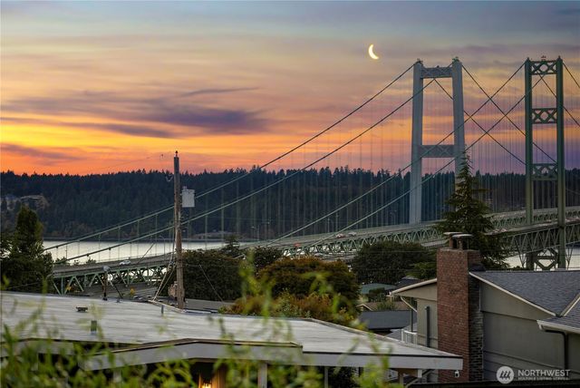 1307 N Cascade Avenue, Tacoma, WA 98406