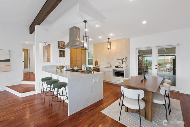 1307 N Cascade Avenue, Tacoma, WA 98406