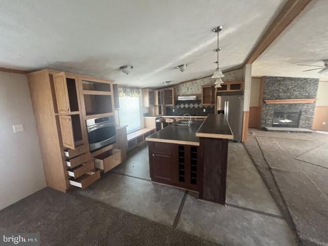 10 SHORT ST, Hamburg, PA 19526