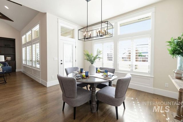 4301 W Ladle Rapids Street, Meridian, ID 83646