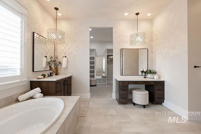 4301 W Ladle Rapids Street, Meridian, ID 83646