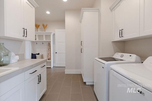 4301 W Ladle Rapids Street, Meridian, ID 83646