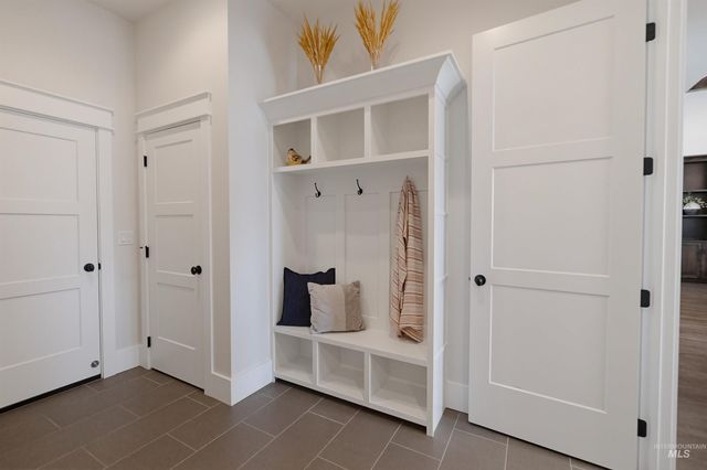 4301 W Ladle Rapids Street, Meridian, ID 83646