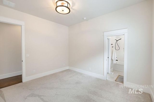 4301 W Ladle Rapids Street, Meridian, ID 83646