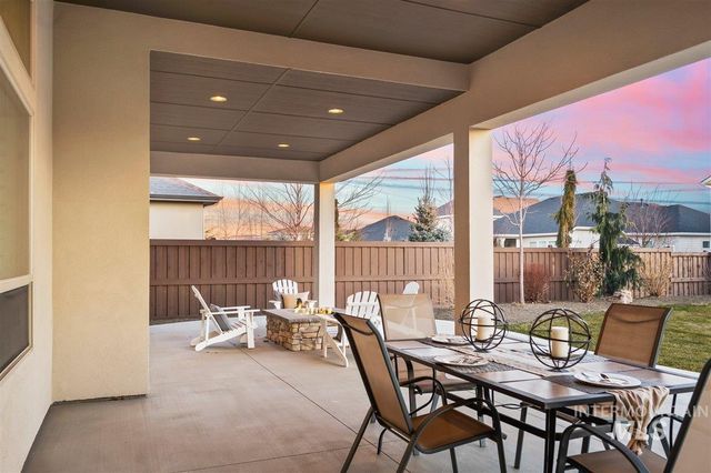 4301 W Ladle Rapids Street, Meridian, ID 83646