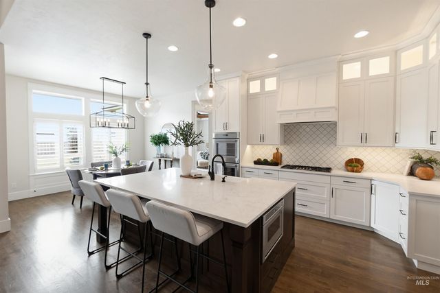 4301 W Ladle Rapids Street, Meridian, ID 83646