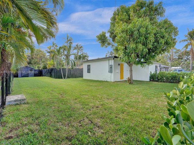 3661 NE 8th Ave, Oakland Park, FL 33334