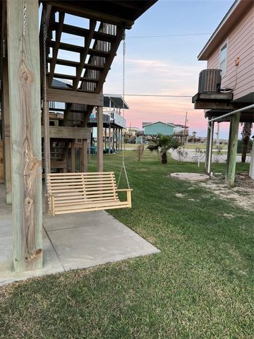 118 Point Lafitte Court, Surfside Beach, TX 77541