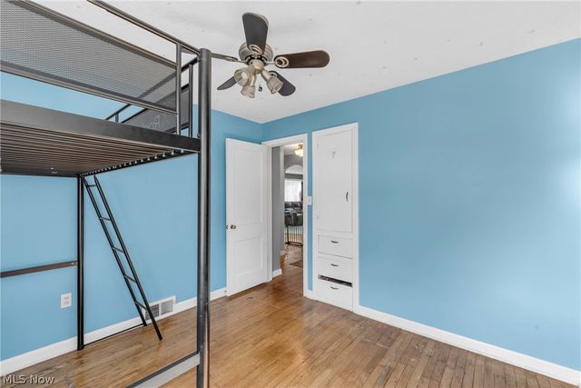 1159 E Robinson Avenue, Barberton, OH 44203