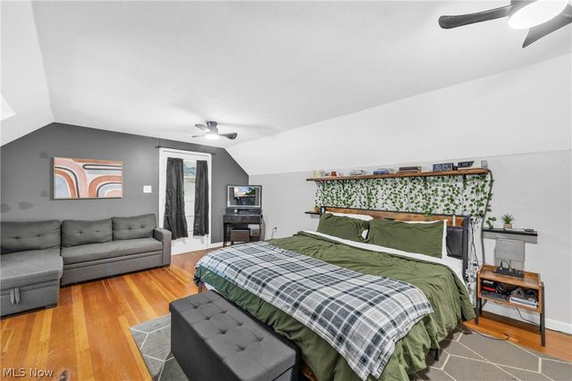 1159 E Robinson Avenue, Barberton, OH 44203