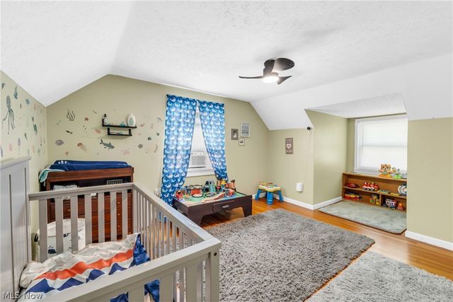 1159 E Robinson Avenue, Barberton, OH 44203