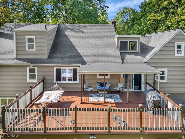 1159 E Robinson Avenue, Barberton, OH 44203