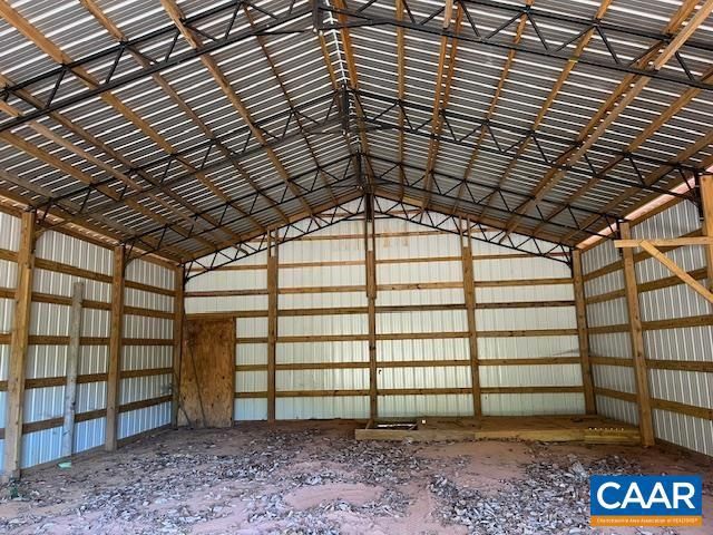 2238 ROUNDABOUT RD, Louisa, VA 23093