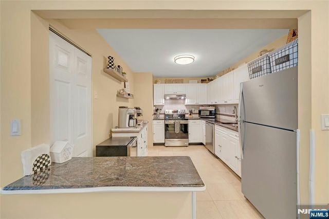 200 Division Street 6G, Cliffside Park, NJ 07010