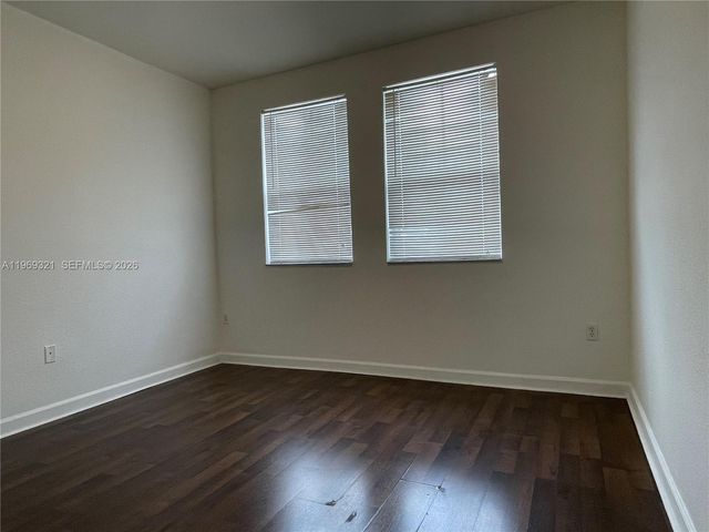 10844 NW 84th St, Doral, FL 33178