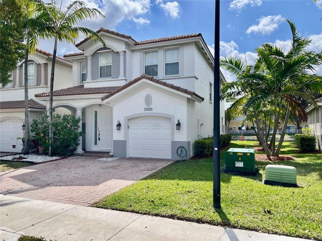 10844 NW 84th St, Doral, FL 33178