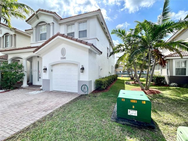 10844 NW 84th St, Doral, FL 33178