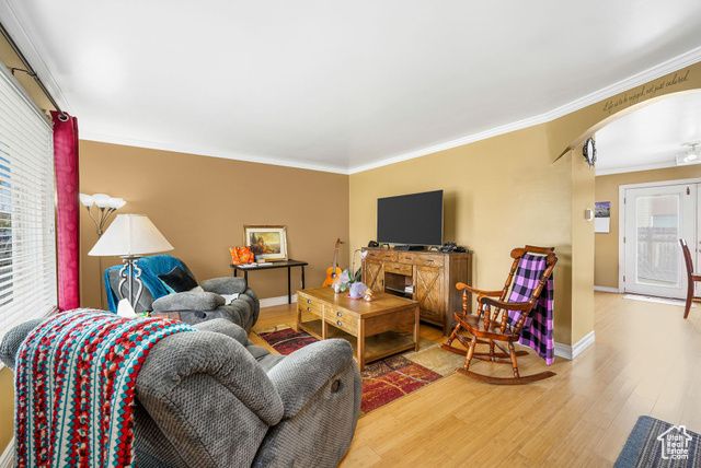 6215 S WESTBROOK DR, Taylorsville, UT 84129