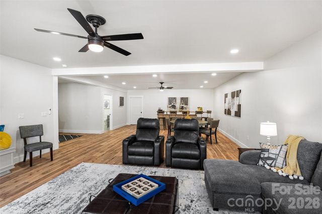 675 Reliance Court, Tega Cay, SC 29708