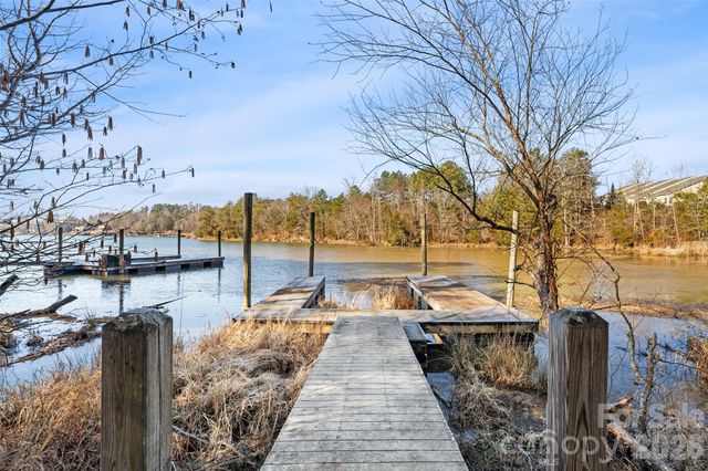 675 Reliance Court, Tega Cay, SC 29708