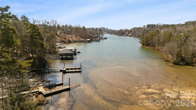 675 Reliance Court, Tega Cay, SC 29708