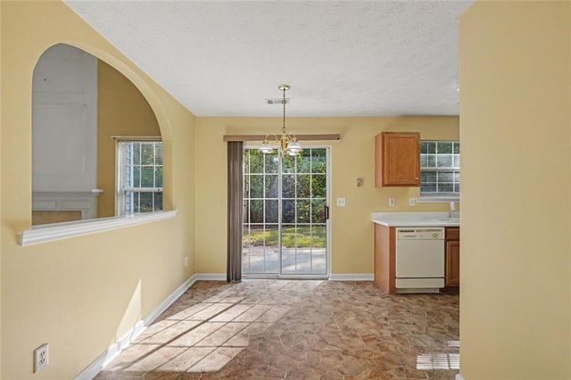 312 Jasmine Drive, Locust Grove, GA 30248