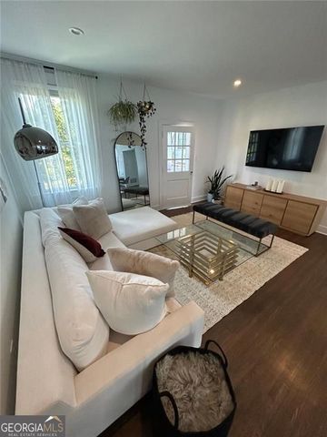 128 Peachtree Memorial Drive NW 4, Atlanta, GA 30309