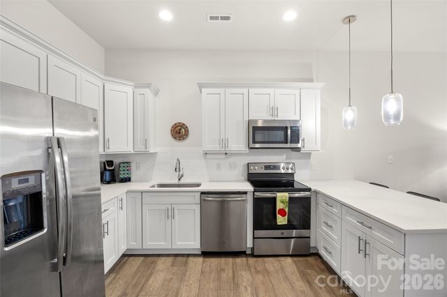 935 McAlway Road 102, Charlotte, NC 28211