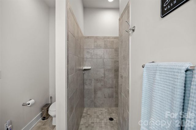 935 McAlway Road 102, Charlotte, NC 28211