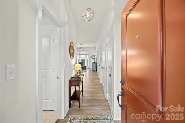 935 McAlway Road 102, Charlotte, NC 28211