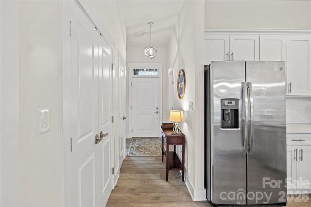 935 McAlway Road 102, Charlotte, NC 28211