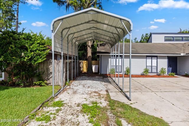10644 LA MANCHA Avenue, Jacksonville, FL 32257