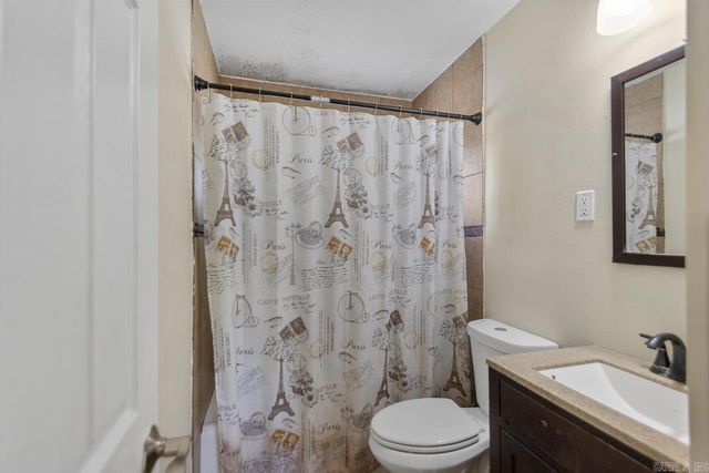 6815 W 34 Street, Little Rock, AR 72204