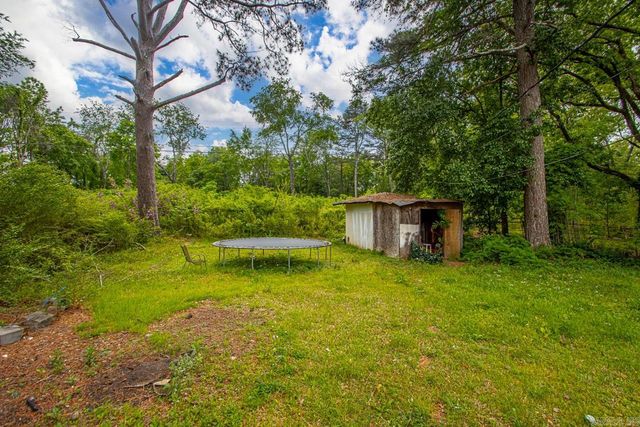 6815 W 34 Street, Little Rock, AR 72204