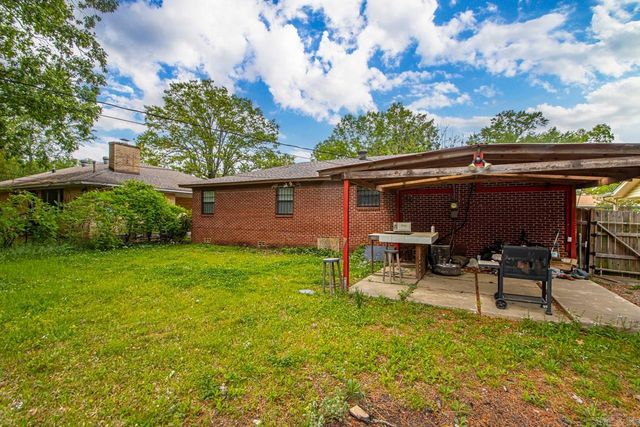 6815 W 34 Street, Little Rock, AR 72204