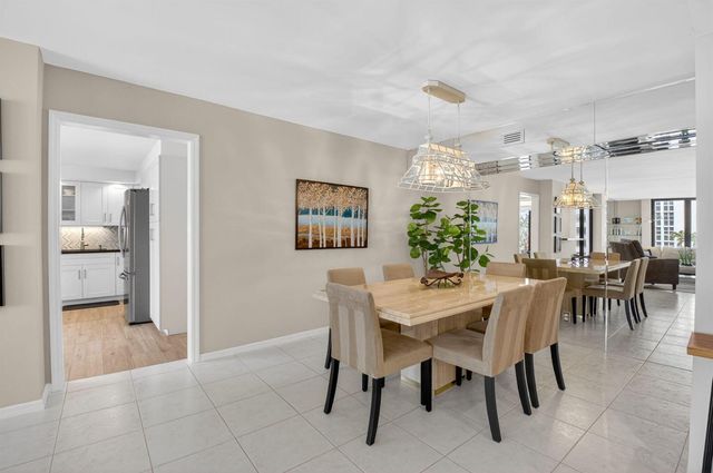 2220 S Ocean Boulevard 304, Delray Beach, FL 33483