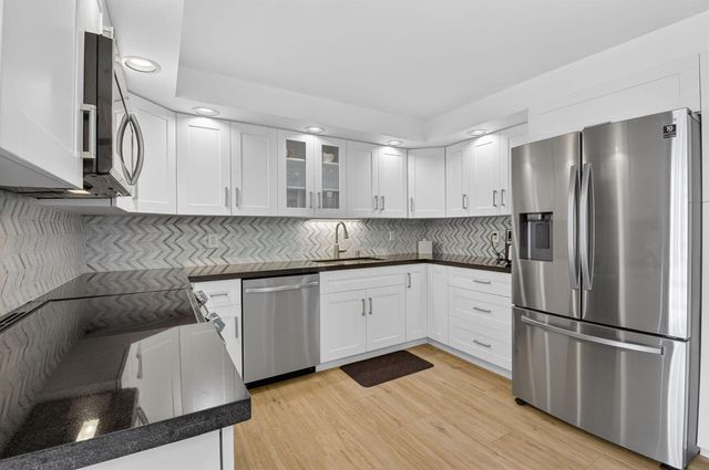2220 S Ocean Boulevard 304, Delray Beach, FL 33483