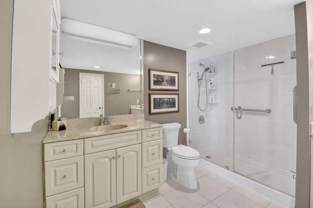 2220 S Ocean Boulevard 304, Delray Beach, FL 33483