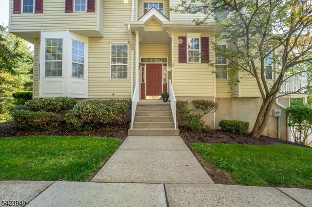 24 Kentworth Ct, Raritan Twp., NJ 08822