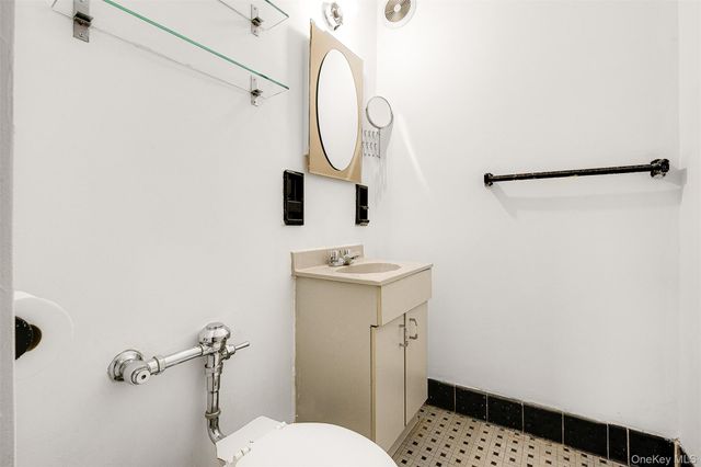 94-30 60th Avenue 1H, Elmhurst, NY 11373