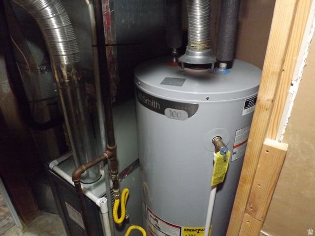 7478 W WASHINGTON, Magna, UT 84044