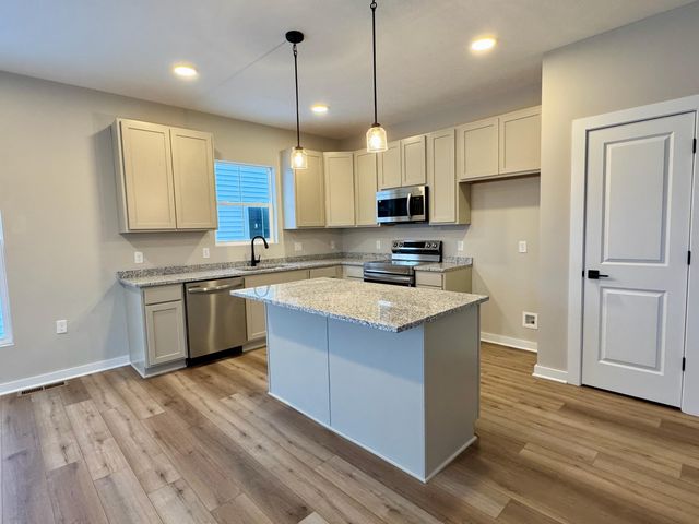 121 Oldham Lane, Delaware, OH 43015