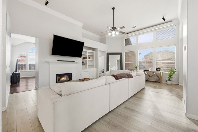 1801 Rim Rock Trail, Mansfield, TX 76063