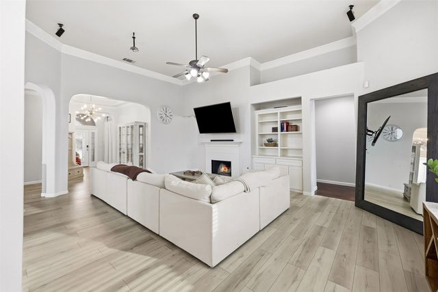 1801 Rim Rock Trail, Mansfield, TX 76063