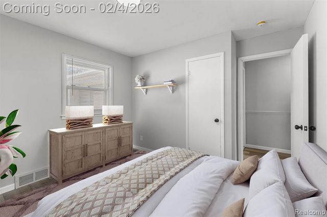 15051 Dixie, Redford, MI 48239