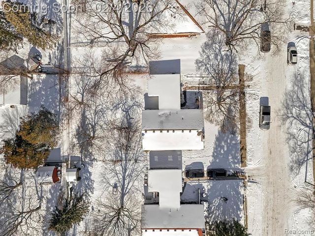 15051 Dixie, Redford, MI 48239